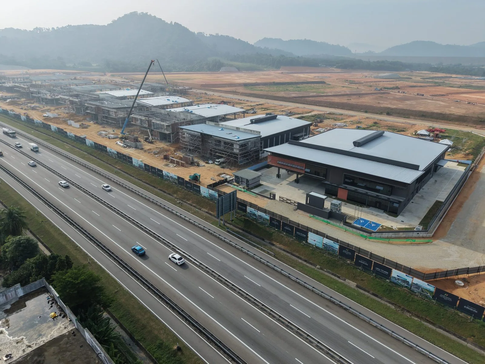 Northern TechValley 在 BKE 旁的厂房工地与周边