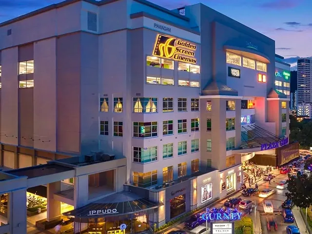Gurney Plaza at blue hour